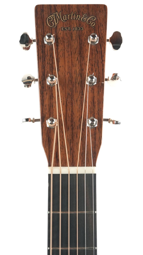 Martin D18 Standard Refresh 2025-4.jpg