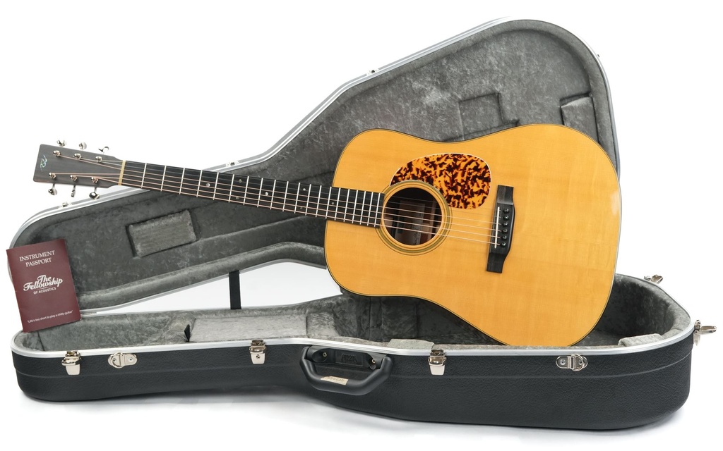 Rozawood Custom Figured Mahogany Dreadnought 2019.jpg