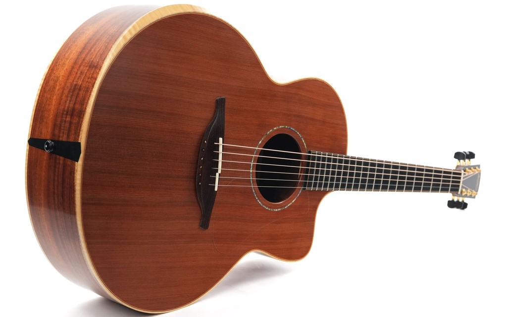 Lowden F35c Redwood Koa 2017-12.jpg