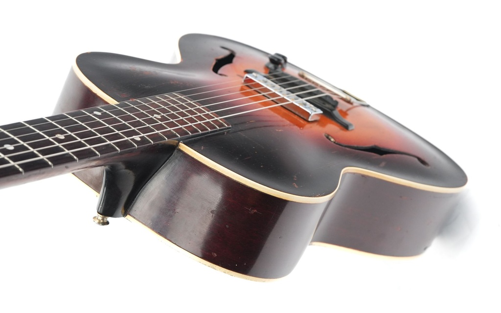 Gibson L37 1937-8.jpg