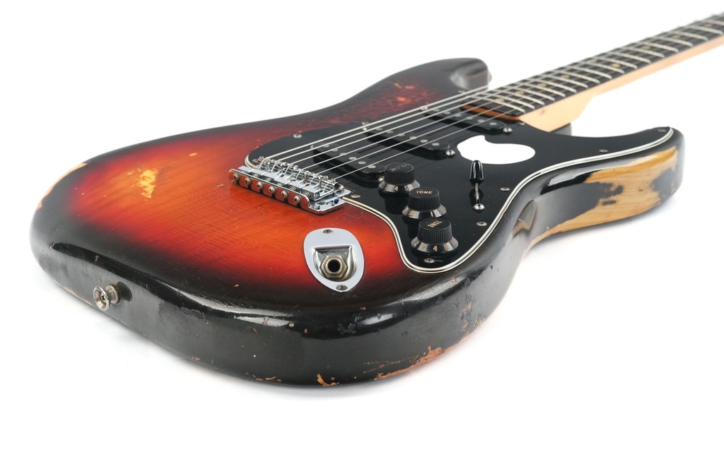 Fender Stratocaster Sunburst 1976-12.jpg