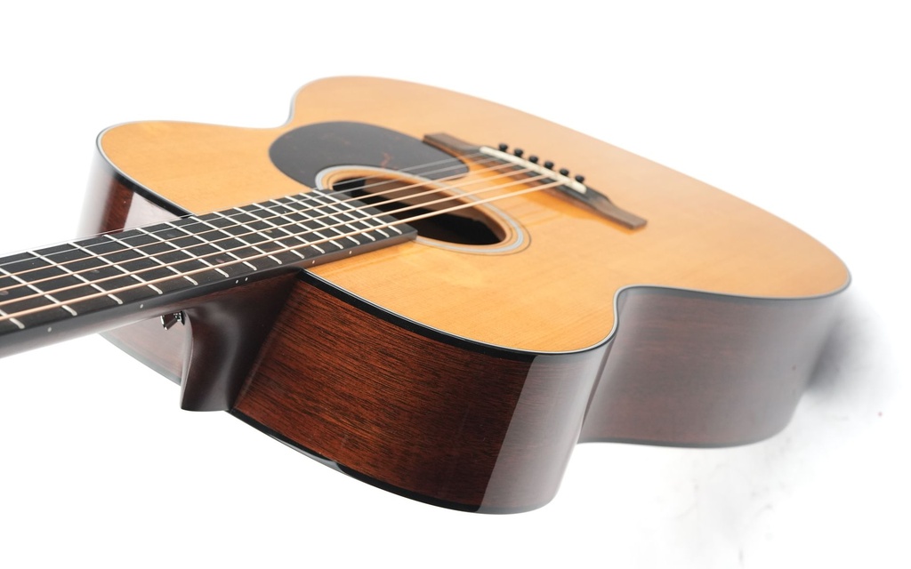 Martin 000E Retro Plus Mahogany Torrified Sitka-8.jpg