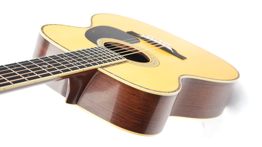 Martin 000-42EC 30th Anniversary-8.jpg