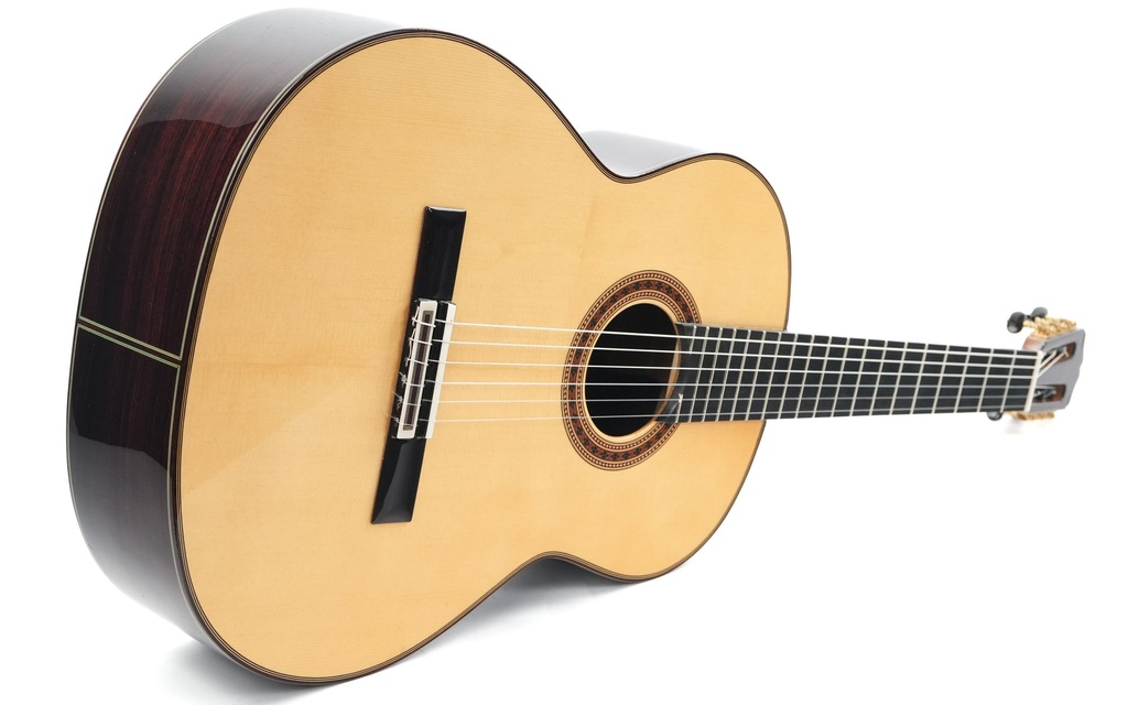 Bautista Iranzo Model 40 Concert Spruce-10.jpg