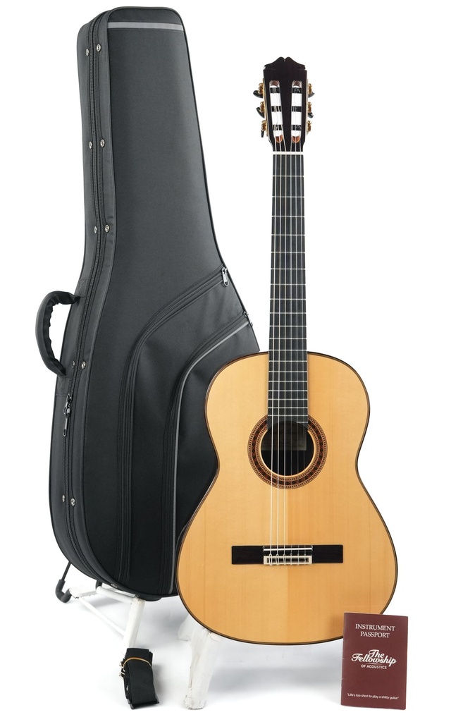 Bautista Iranzo Model 30 Concert Cedar-1.jpg