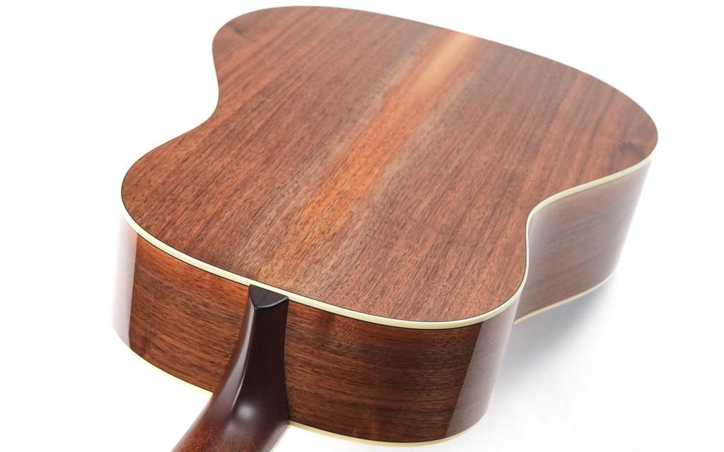 Bourgeois Luke Bryan Limited Edition 4 of 30-9.jpg