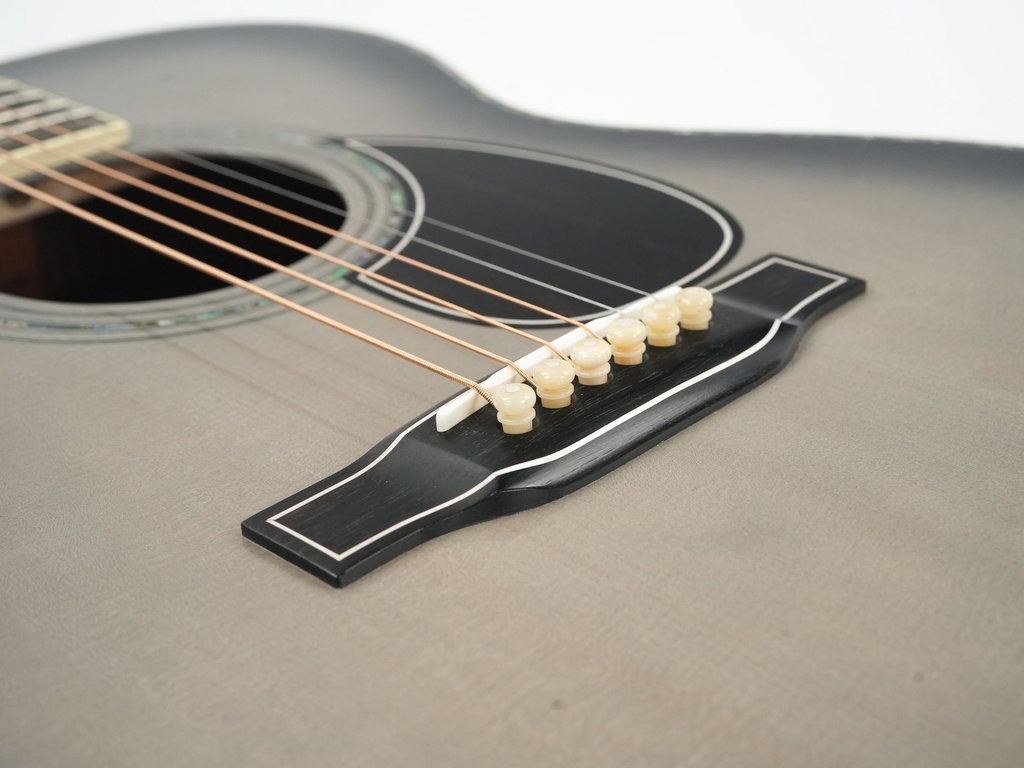 Martin Custom Shop John Mayer OM45 Platinum-10.jpg