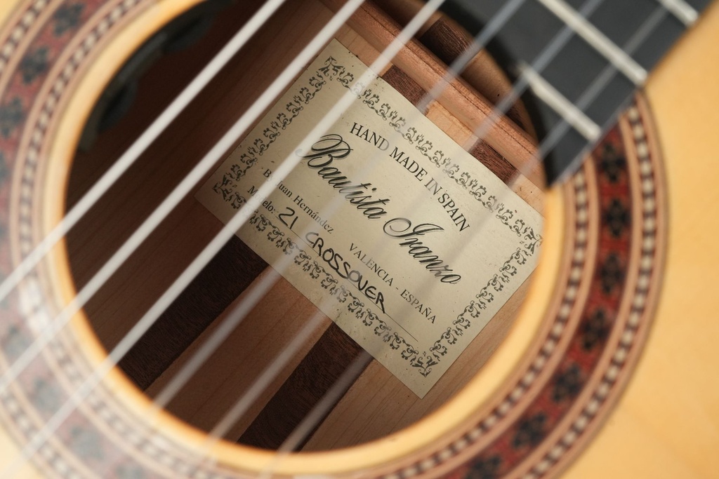 Bautista Iranzo Model 21 Crossover Cypresse-12.jpg