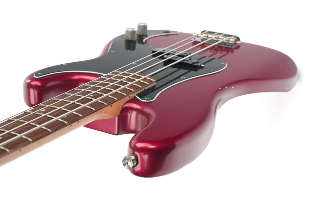 Fender Nate Mendel Precision Bass Candy Apple Red Light Aged 2016-8.jpg