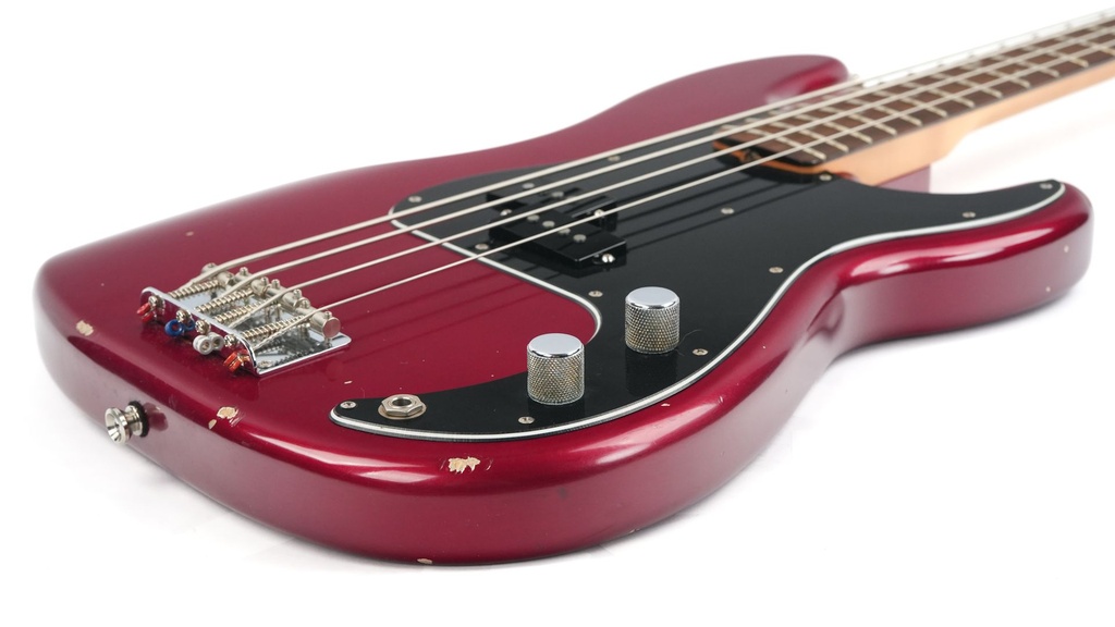 Fender Nate Mendel Precision Bass Candy Apple Red Light Aged 2016-11.jpg