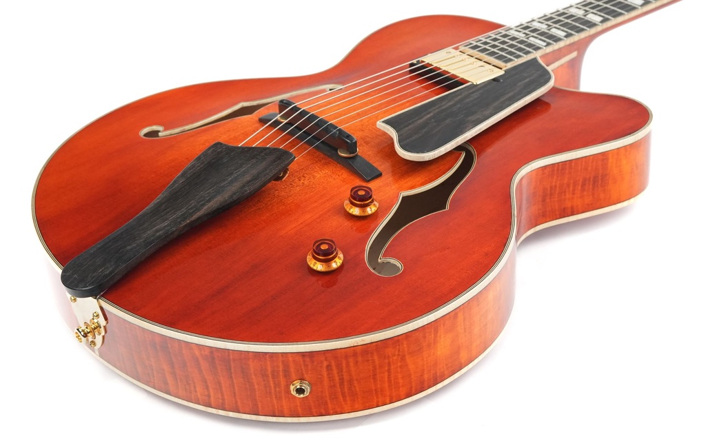 Eastman AR580CE HB-11.jpg