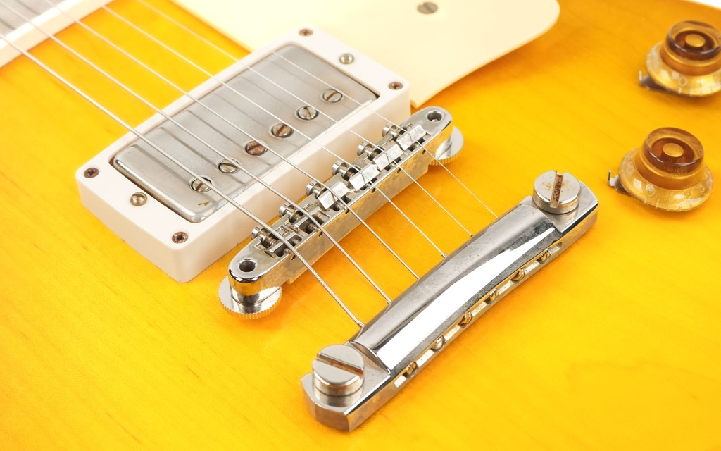 Gibson Custom 1958 Les Paul Standard Reissue VOS Lemon Burst-10.jpg