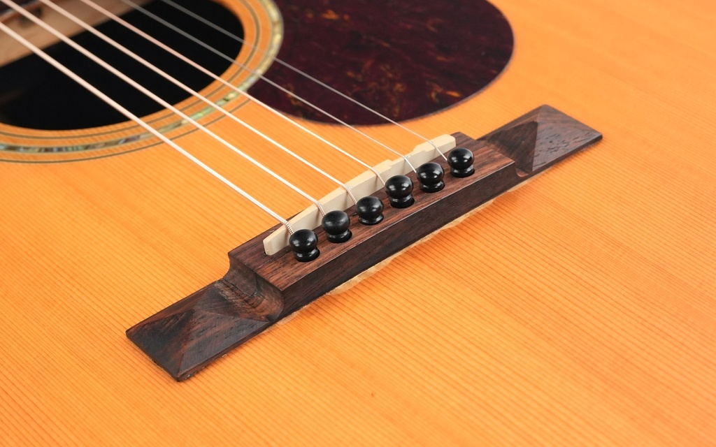Breedlove Cascade Revival 000-CRe 2011-10.jpg