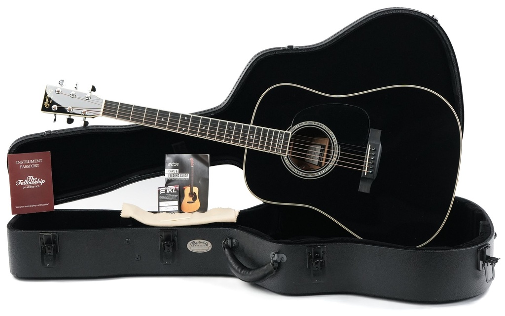 Martin D35 Johnny Cash Commemorative Edition 2017-1.jpg