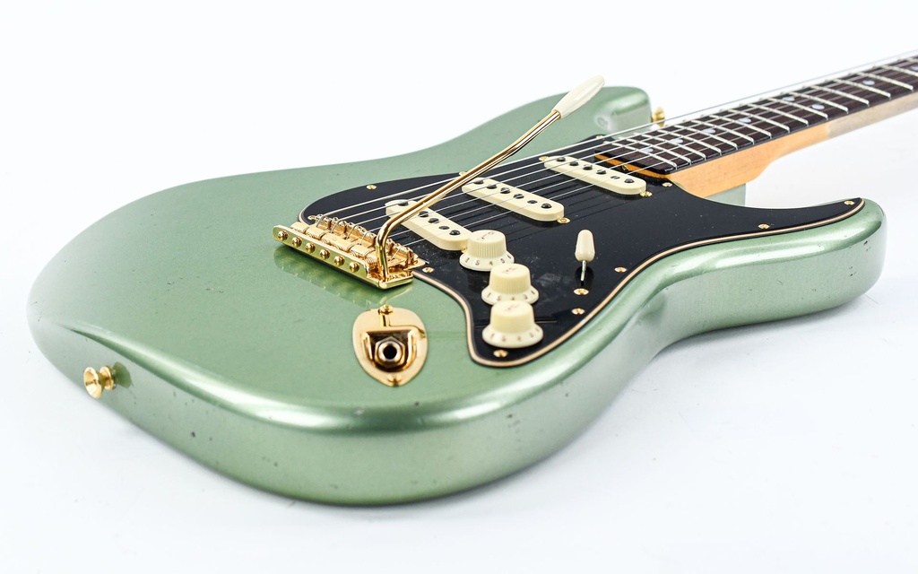Fender Custom Shop B3 LTD 65 Dual Mag Stratocaster Journeyman_CC Aged Sage Green Metallic-14.jpg