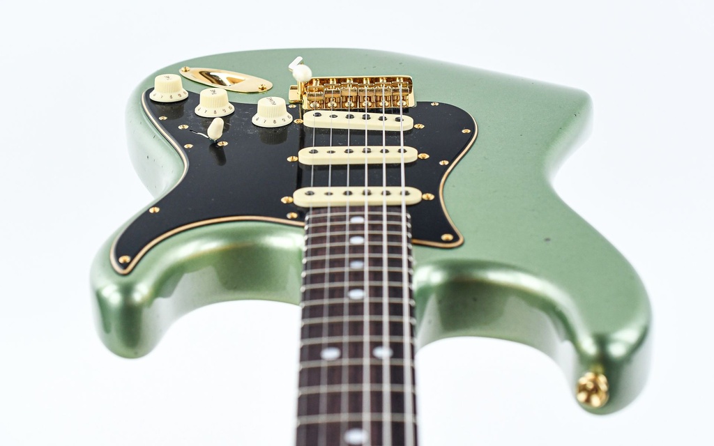 Fender Custom Shop B3 LTD 65 Dual Mag Stratocaster Journeyman_CC Aged Sage Green Metallic-15.jpg