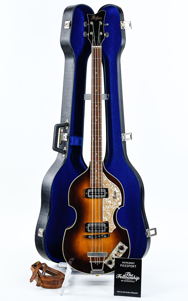 Höfner Violin Bass 1971.jpg