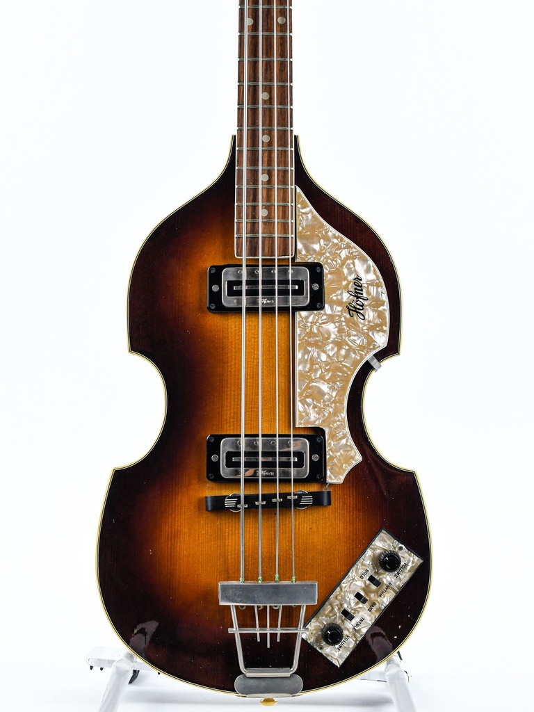 Höfner Violin Bass 1971-3.jpg