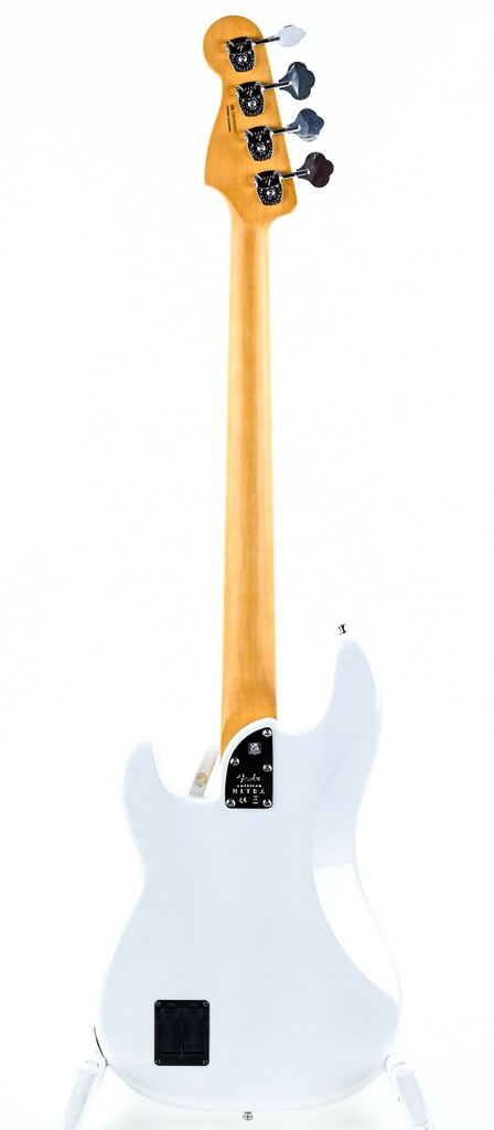 Fender American Ultra Precision Bass Arctic Pearl-7.jpg