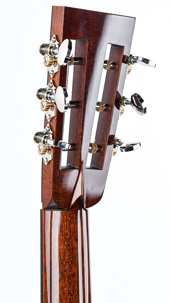 Collings 001 12 Fret Honduran Mahogany Sitka Spruce-5.jpg