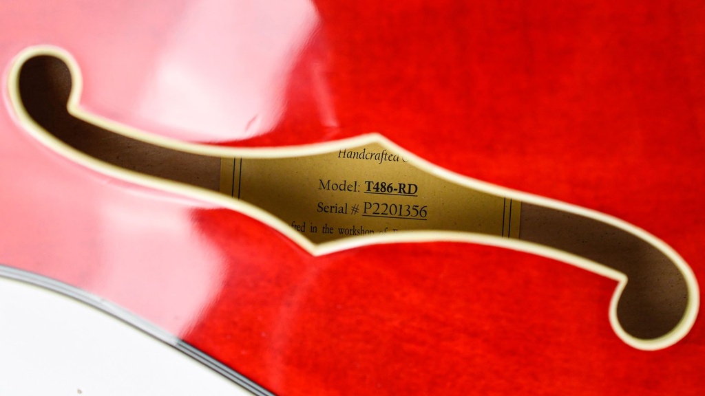 Eastman T486 Cherry Red 2022-11.jpg