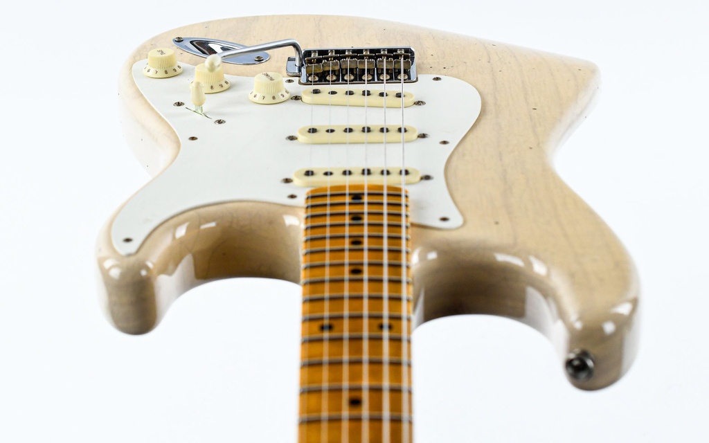 Fender Custom Shop 56 Stratocaster Journeyman Aged White Blonde-13.jpg