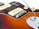 Fender Player Stratocaster 3 Tone Sunburst MN-10.jpg