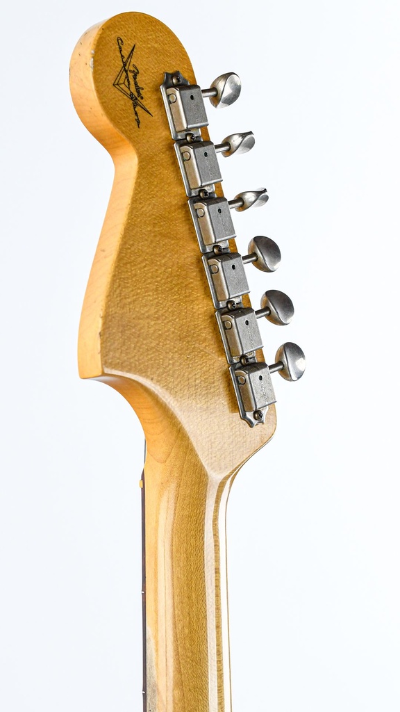 Fender Custom Shop B3 Bass VI Journeyman Aged Vintage White-6.jpg