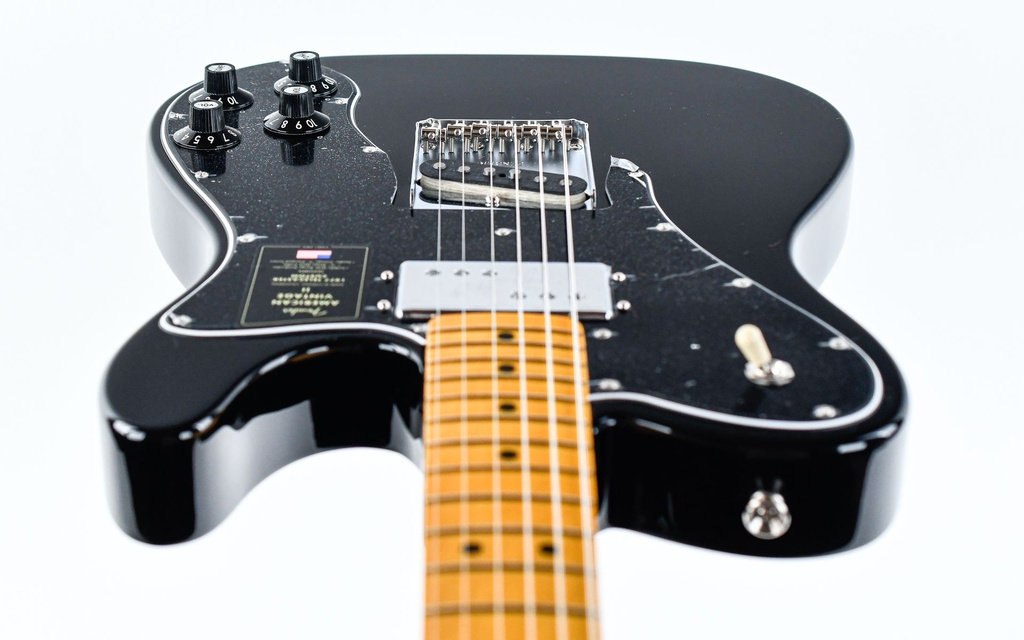 Fender American Vintage II 77 Telecaster Custom Black-12.jpg