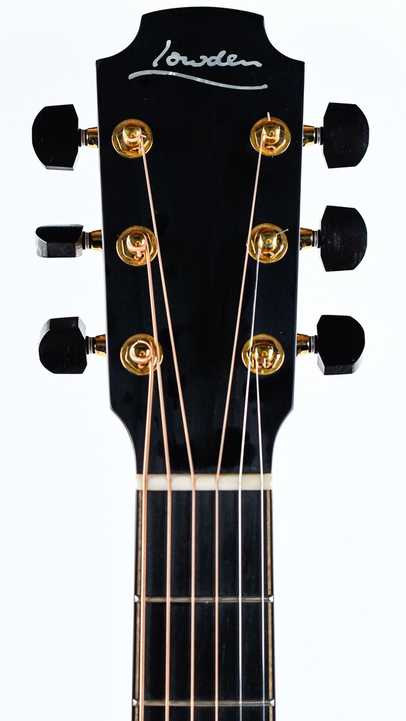 Lowden O35 Rosewood Sitka Spruce Recent-4.jpg
