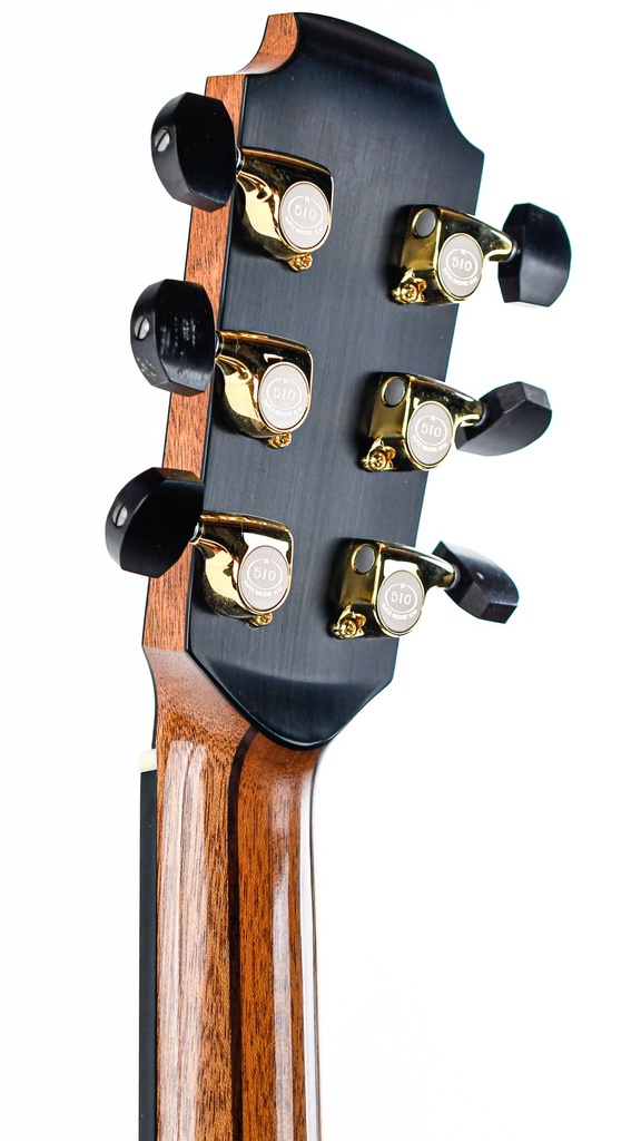 Lowden O35 Rosewood Sitka Spruce Recent-5.jpg