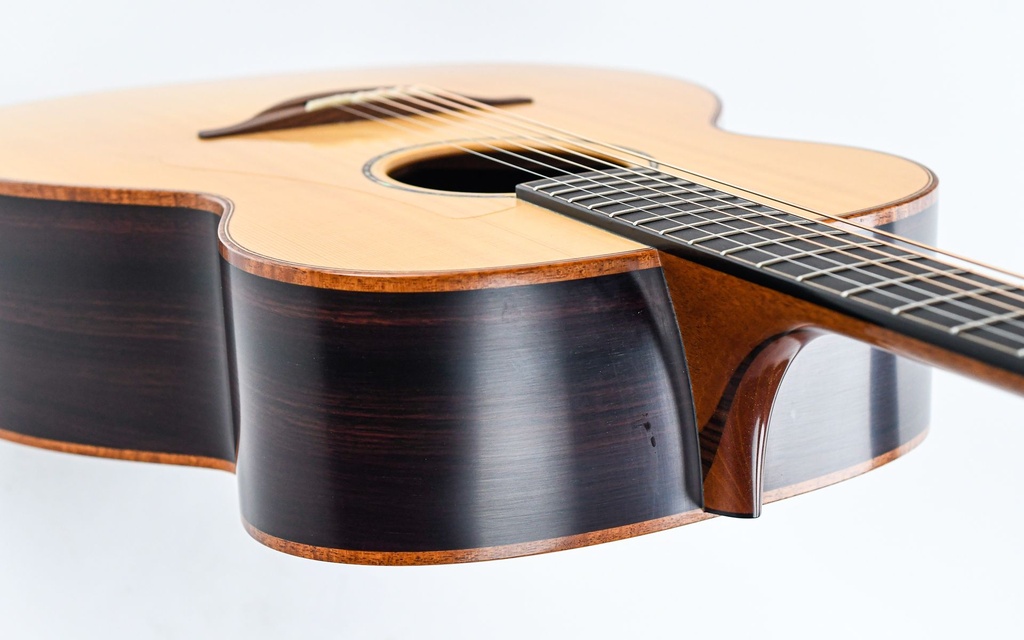 Lowden O35 Rosewood Sitka Spruce Recent-8.jpg