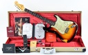 Fender Custom 63 Stratocaster Masterbuilt Andy Hicks Relic 3 Tone Sunburst-1.jpg