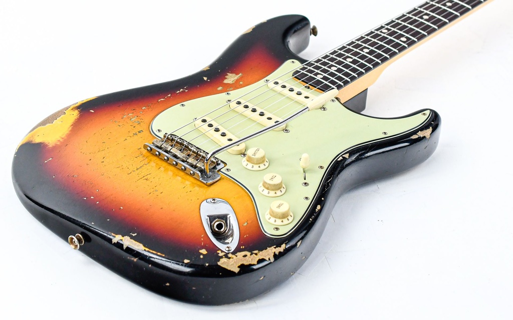 Fender Custom 63 Stratocaster Masterbuilt Andy Hicks Relic 3 Tone Sunburst-12.jpg